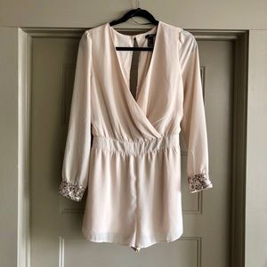 NWT FOREVER 21 - ROMPER